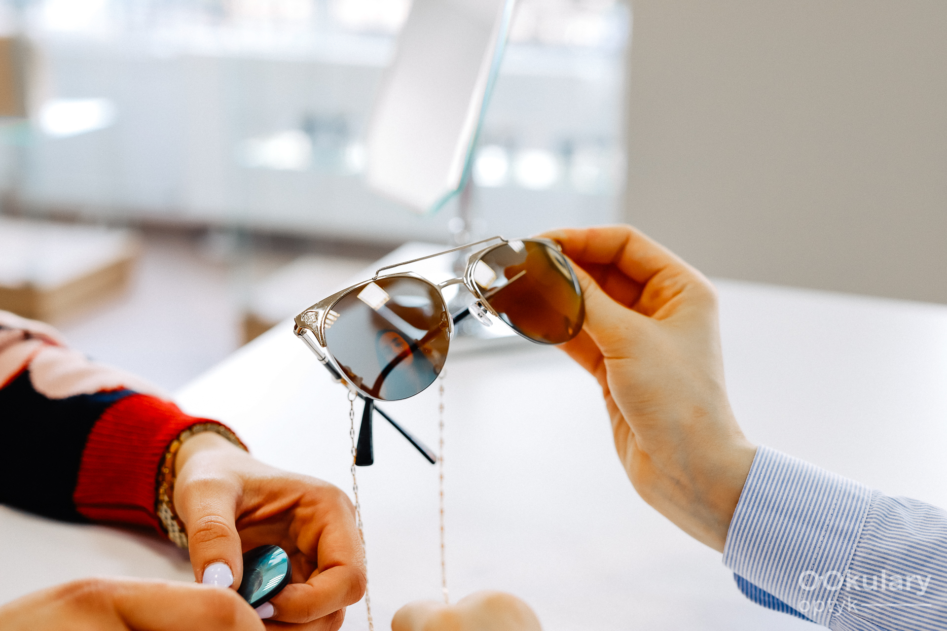 realizacja zlecenia na okulary, pomoc w wyborze produktu